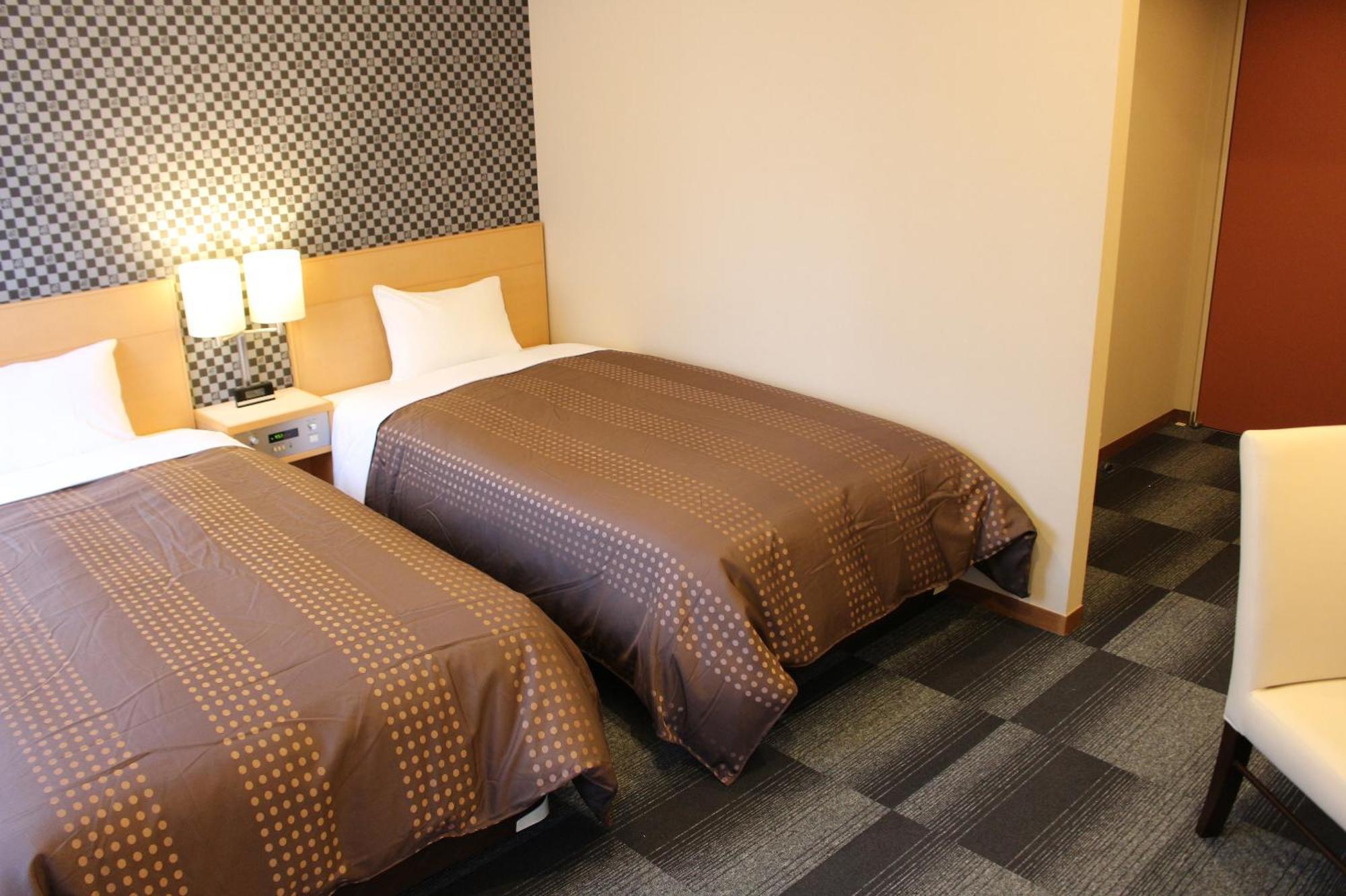 Hotel Livemax Budget Chiba Mihama Экстерьер фото